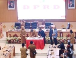 Rapat Paripurna II DPRD Kota Ambon: Pemkot Ambon Serahkan LKPJ 2025 dan 3 Ranperda Strategis