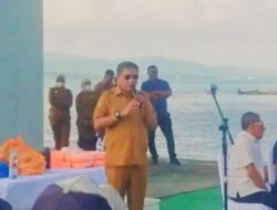 Serahkan Bantuan Sarana Perikanan, Wali Kota Bodewin: Manfaatkan Secara Bertanggung Jawab, Raih Kesejahteraan dan Tinggalkan Kemiskinan   